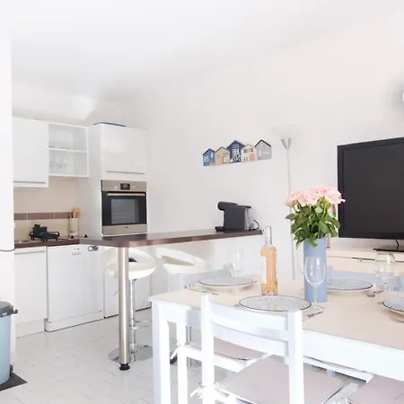 L'escale T2 Dans Résidence Avec Piscine, à 150m, Parking *